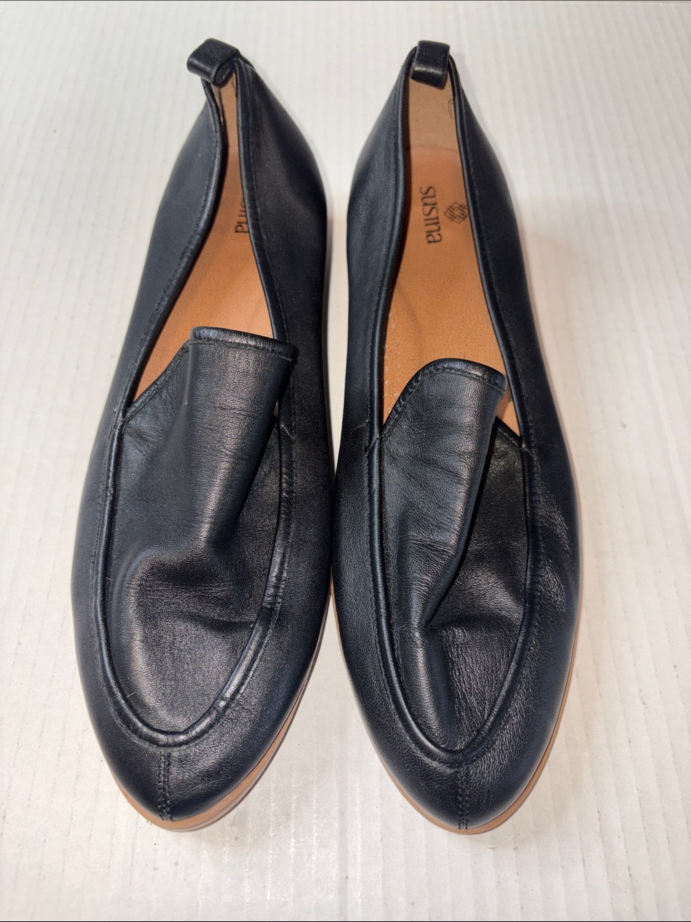 Susina Black Soft Leather Loafers Size 8
